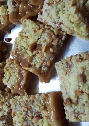A picture of peanut butter bars.
