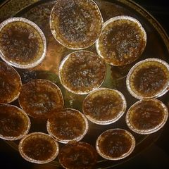 A picture of Simple butter tarts.