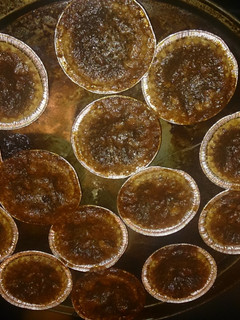 A picture of Simple butter tarts.