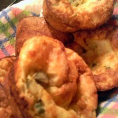 A picture of jalapeno & cheese popovers.