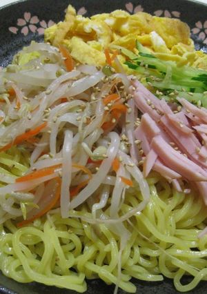 A picture of Super Easy Chilled Ramen Sauce.