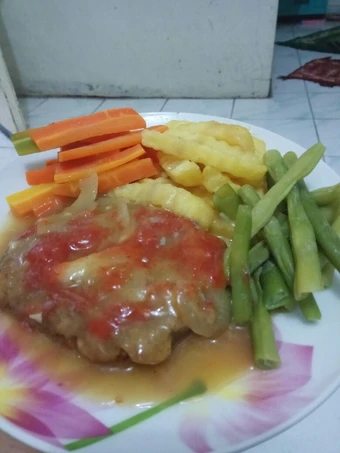 Langkah Mudah untuk Membikin Resep Beef steak crispy ala ala yang Enak Banget Anti Ribet, Bisa Manjain Lidah