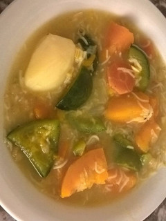 Una foto de Sopa de verduras!!