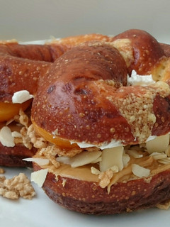A picture of Peanut Butter And Cream Chesse Pretzel Sandwich.