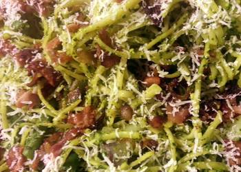 Fresh, Making Recipe Linguine with Potatoes Green Beans and Spinach Pesto Delicious Nutritious Fresh, Making Recipe Linguine with Potatoes Green Beans and Spinach Pesto Delicious Nutritious