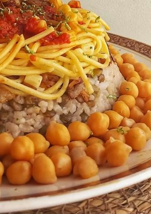 صورة لوصفة طبق الأرز المصري بالعدس والمعكرونة