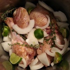 A picture of Lyme & Thyme Turkey Legs.