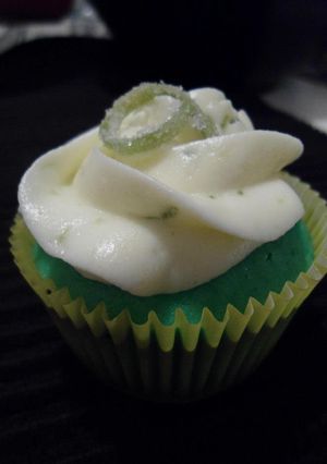 A picture of Lime Cream Cheese Frosting.
