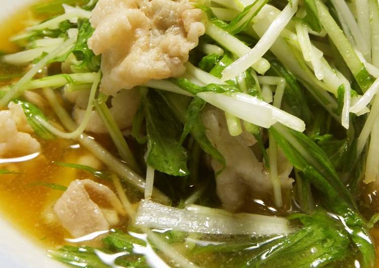 Easiest Way to Prepare Any-night-of-the-week Super Easy Simmered Harihari Pork and Mizuna