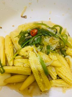 蒜炒玉米筍 - 快煮鍋10分鐘料理 的食譜成品照片