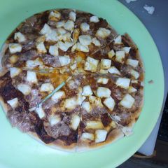 A picture of Double cheese pizza.