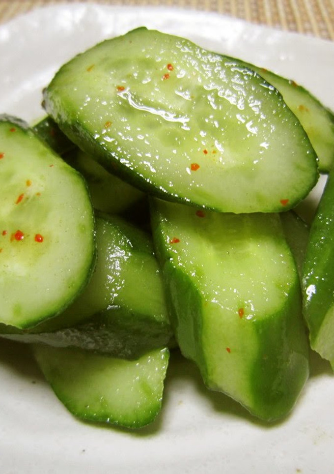 A picture of Lightly Pickled Cucumbers.