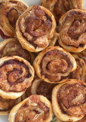 A picture of Pizza snails.
