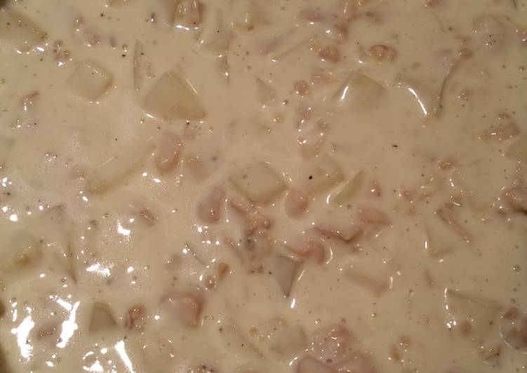 Steps to Make Favorite Tammy&#39;s Clam Chowder