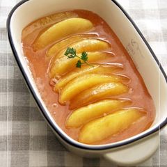 A picture of Sweetly Simmered Apples.