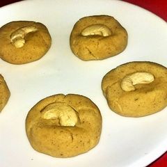 A picture of Sattu ke pede.