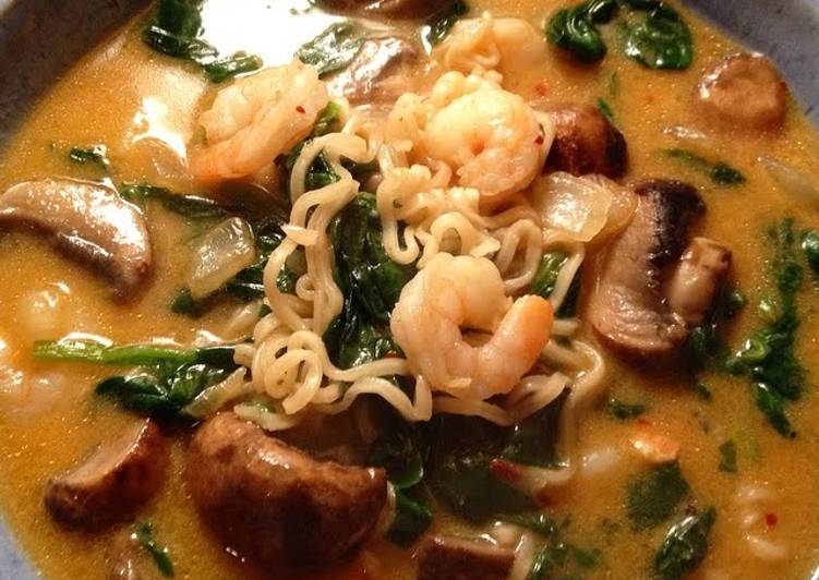 Easy Meal Ideas of Spicy Coconut Shrimp Soup