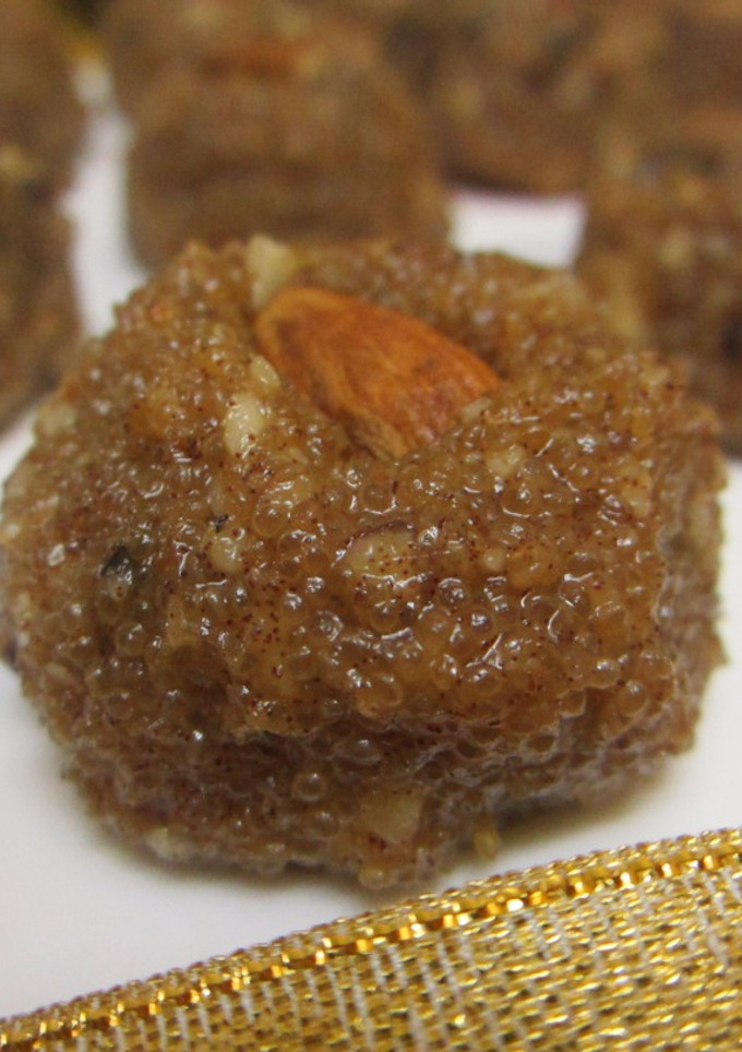 A picture of Vegan Amaranth, Dates and Almond Laddoo.