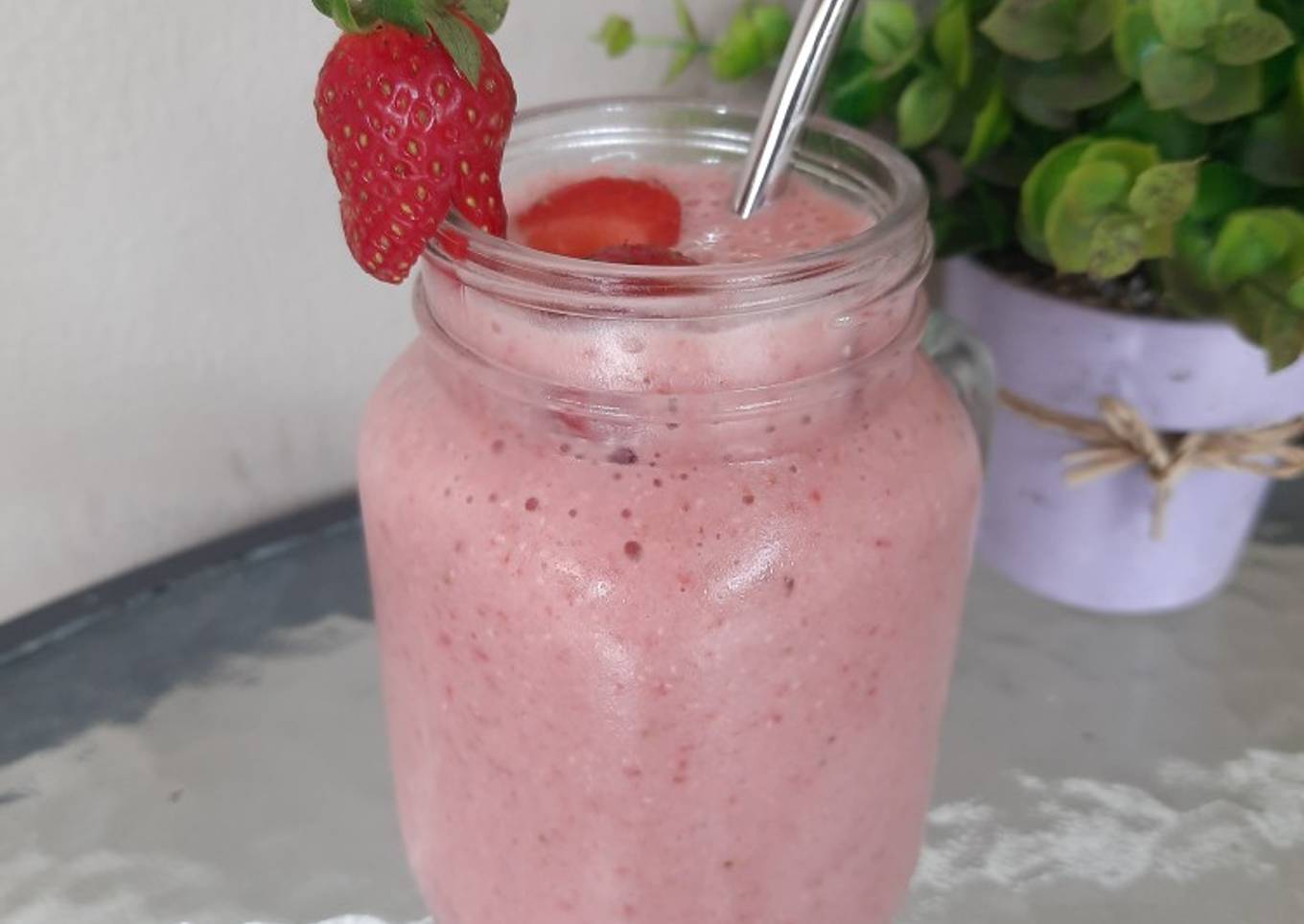 Strawberry Banana Smoothies