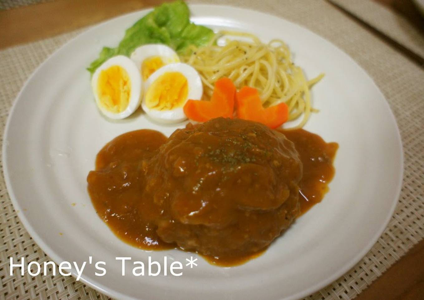 Fluffy and Soft Stewed Hamburgers.