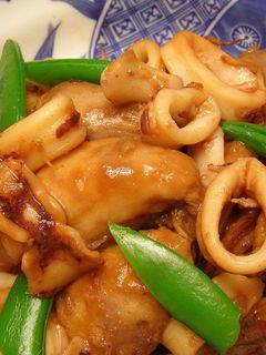 A picture of Easy Simmered Taro Roots and Squid.