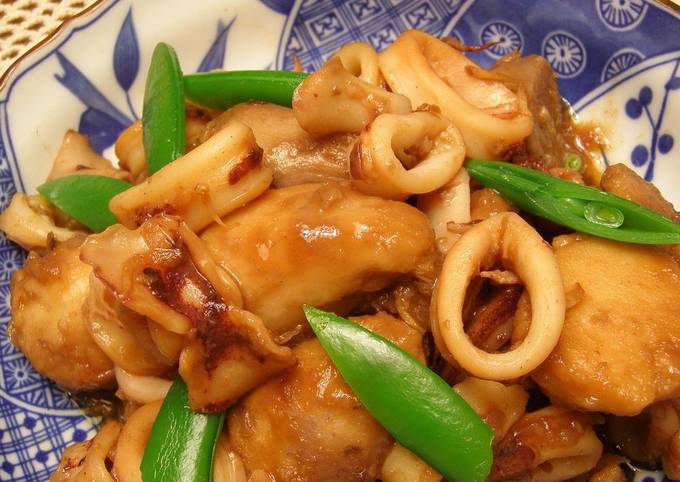 Easy Simmered Taro Roots and Squid