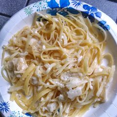 A picture of Fettuccine Alfredo.