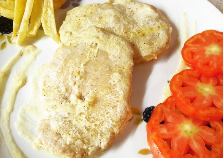 Simple Way to Prepare Fatto in casa super veloce Scaloppine di maiale alla panna e curry