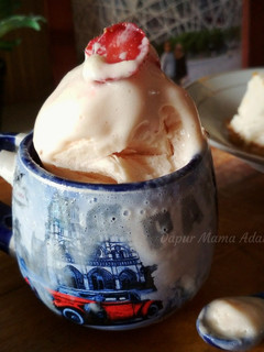 Foto resep Strawberry Yogurt Ice Cream