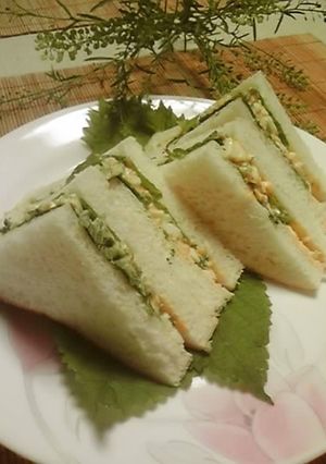 A picture of Easy! Refreshing Japanese-Style Sandwich: Shiso and Egg.
