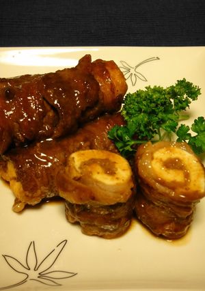 A picture of Cheap Meat Is Transformed! Meat-Wrapped Fried Aburaage.
