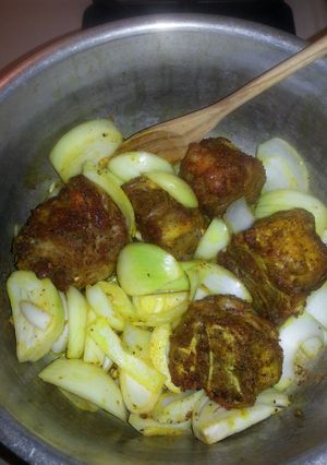 A picture of Curried Oxtails.