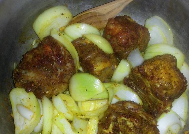 Steps to Make Any-night-of-the-week Curried Oxtails