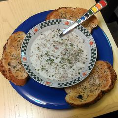 A picture of Clam Chowder (Maine-Style).