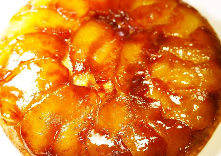 Recipe of Award-winning Pancake Mix Cinnamon Apple Cake in a Frying Pan