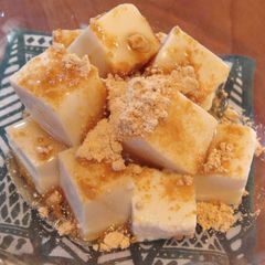 Kuzumochi-Style Tofu Dessert A picture of Kuzumochi-Style Tofu Dessert.