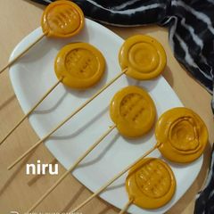 A picture of Dalgona Lollipops /Korean Dalgona Candy.