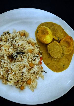 A picture of Egg Masala.