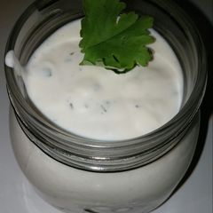 A picture of Creamy Lime N Cilantro Dressing.