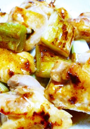 A picture of Lazy Yakitori (Grilled Chicken)! What? The Skewer's Missing!.