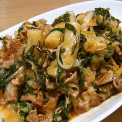 A picture of Spicy Pork & Tteokbokki.