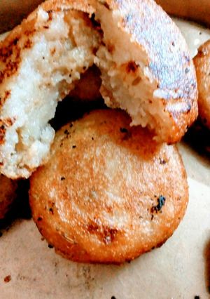 কাকরা পিঠা (kakra pitha recipe in bengali) রেসিপির প্রধান ছবি