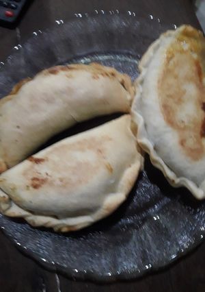 Una foto de Empanadas de carne y empanadas de berenjenas