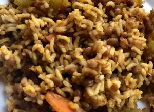 Foto di Riso integrale con lenticchie e cure