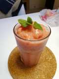 Quick and Easy Strawberry Smoothie