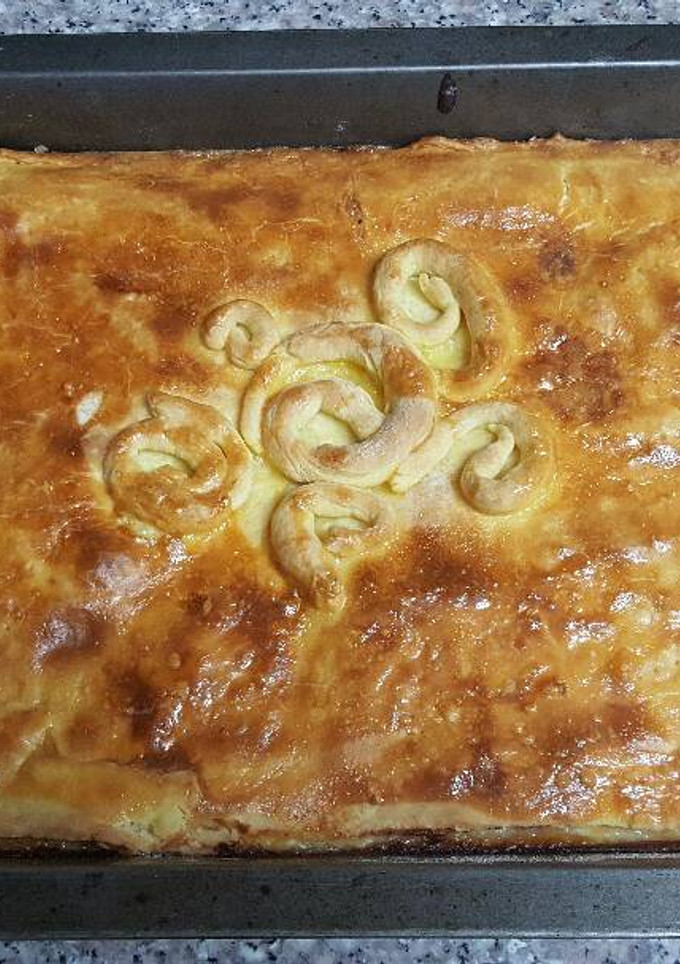 Una foto de Tarta de jamón y queso con masa de mayonesa y mostaza