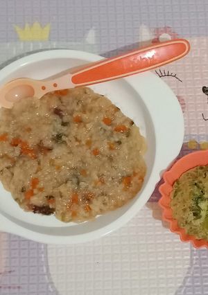Foto resep Mpasi 10+ Simpel : Bubur Tim Kurma topping Telur Tim Veggie