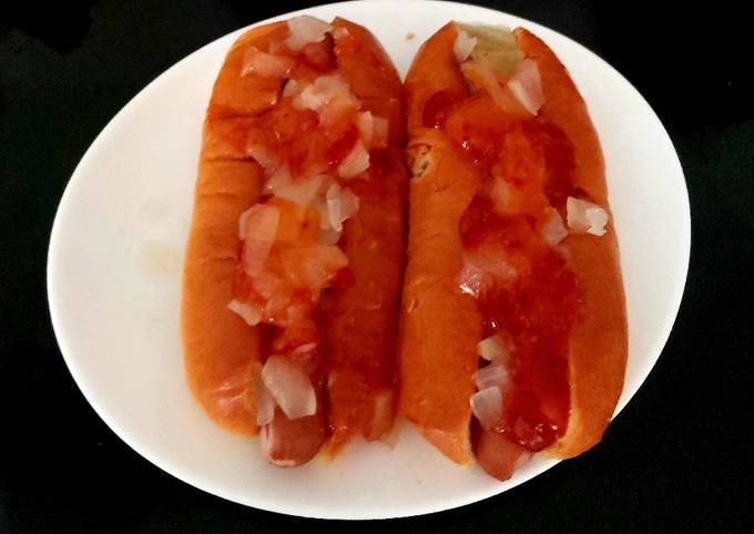 My Bockwurst Sausage Hot Dogs with Sweet Chilli Sauce.🤩