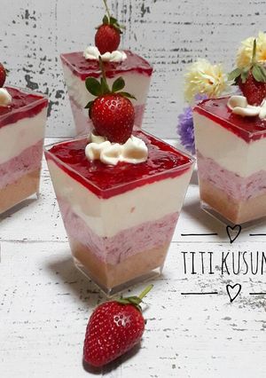Foto resep No bake strawbery cheesecake