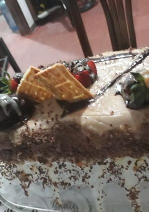Una foto de Semi frío de fresas y chocolate